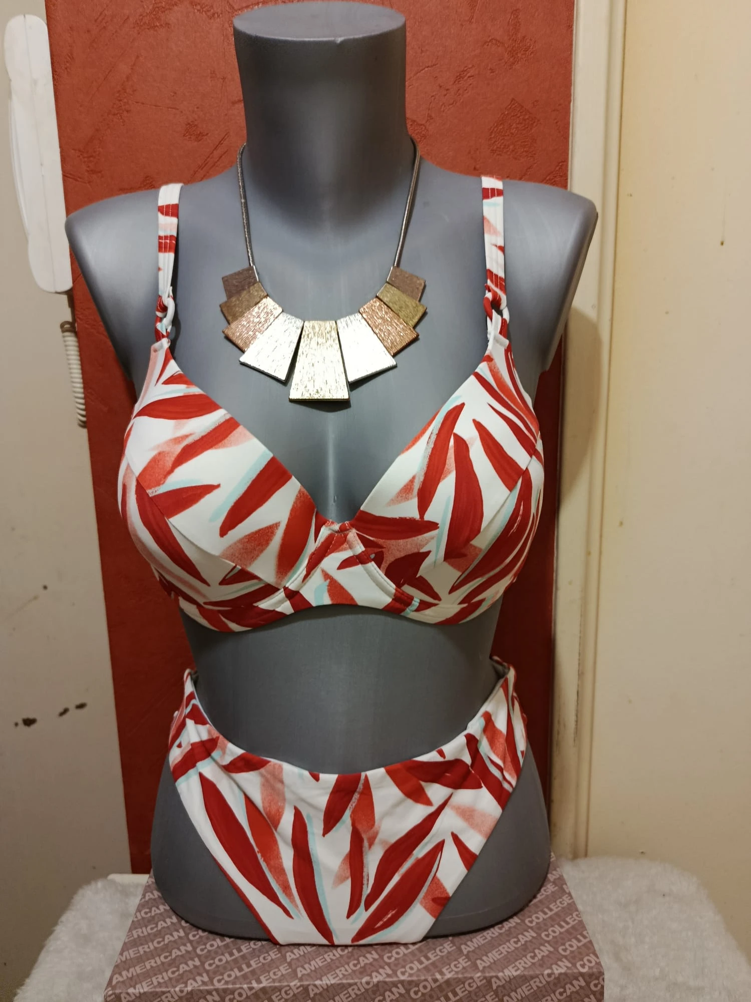 2-piece swimsuit set femilet by chantelle 90d/40 worth 98e – photo 2